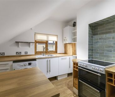 Effingham Road, Long Ditton, Surbiton, Surrey, KT6 flat to rent - Photo 1