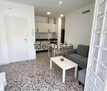 Alquiler de piso en Centro - Photo 3