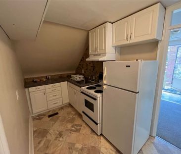 For Lease - 4287 Queen (Upper Unit ) Street, Lincoln, Ontario - Photo 1