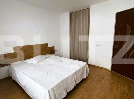 Apartament 2 camere, 53mp, parcare, etaj intermediar, zona Terra - Photo 4
