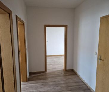Attraktive, renovierte 2-RW im 3.OG eines Mehrfamilienhauses in Ger... - Foto 1