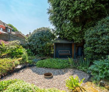 6 bedroom detached house to rent - Photo 1