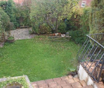 4 bedroom semi-detached house to rent - Photo 5