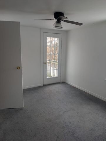 For Lease - 547 Glencairn Avenue, Toronto, Ontario - Photo 2