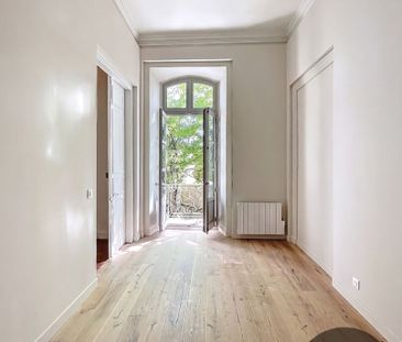 BIEN RARE A LOUER AVIGNON INTRAMUROS ( 84000 ) : charmant apparteme... - Photo 6