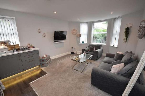 Prenton Road East, Prenton, CH42 - Photo 1