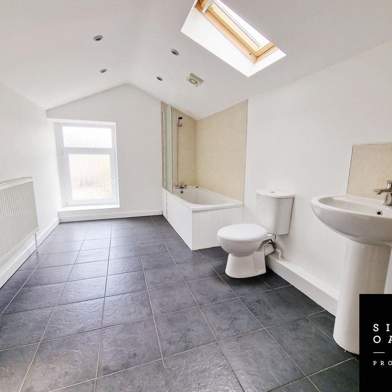 3 bedroom terraced house to rent - Photo 1