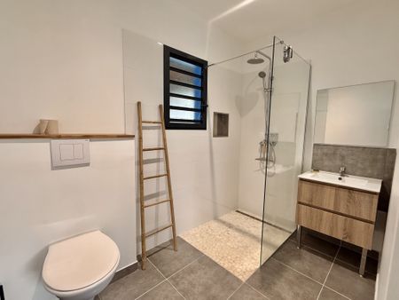 Location Appartement 1 pièce 24m² LE GOSIER 97190 - Photo 3