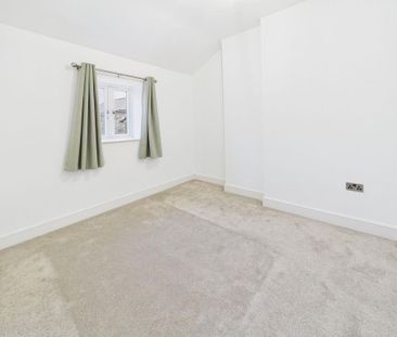 2 bedroom property to rent - Photo 4