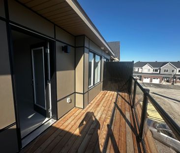 For Lease - 78 Ryan Reynolds Way, Orleans - Convent Glen and Area, ... - Photo 2