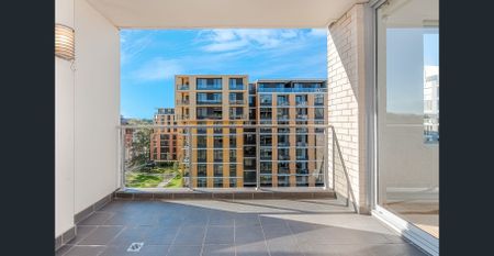 Modern & Spacious Apartment in the Heart of Waitara! - Photo 5