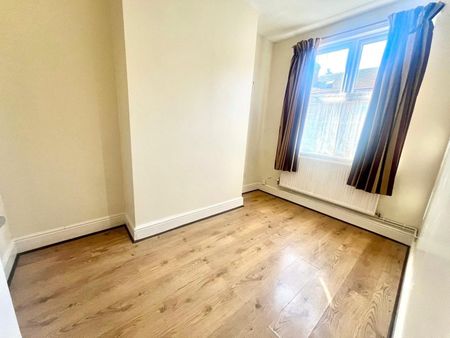 2 Bed Terraced House, Swan Lane, CV2 - Photo 5