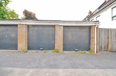 Charlcombe Court, Stoke Lane, Westbury On Trym - Photo 4