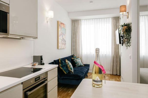 Einziehen & Wohlfühlen – vollmöblierte Neubauwohnung mit Top-Ausstattung ab 15.01.2026! - Photo 1