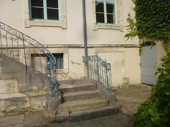 T2 bis - 16 rue de l'ancien collège - Photo 1