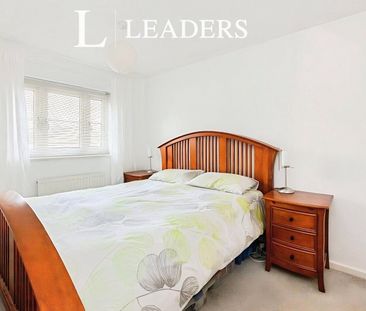 3 bedroom house to rent The Pyke, Rothley, Leicester, Leicestershir... - Photo 3