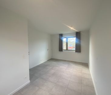 Nieuwbouw woning met 4 slaapkamers en tuin - Foto 1