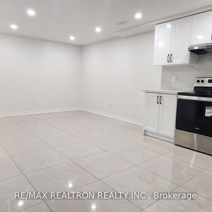 For Lease - 174 Adventure Crescent, Vaughan, Ontario - Photo 1