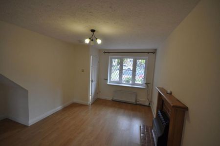 3 bedroom terraced house to rent - Photo 3