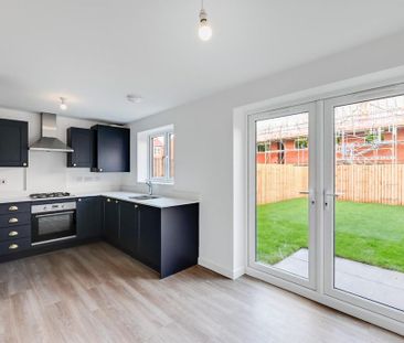 3 bedroom semi-detached house to rent - Photo 3