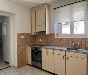 Charmante 4-Zimmer-, Altbauwohnung im renovierten Altbau in Sissach - Photo 3