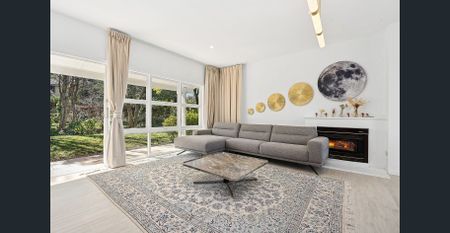 Immaculate Open-Plan Home on a Sprawling Parklike Block with Serene Bushland Views - Photo 5