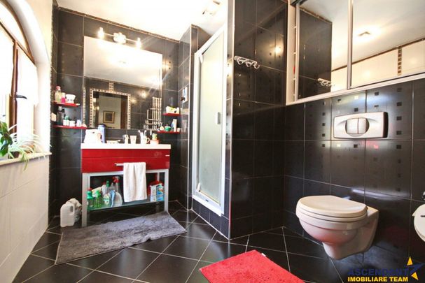 Rezidenta cu personalitate, pe 120 mp, Centrul Istoric, Bra - Fotografie 1