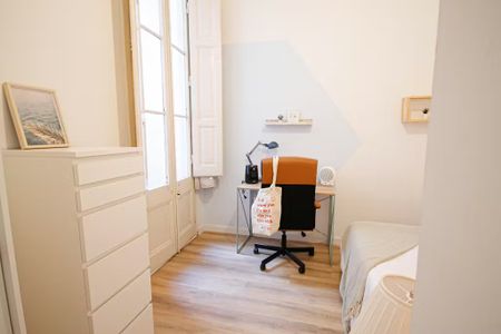 Carrer d'Aragó, Barcelona, Catalonia 08015 - Foto 5