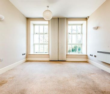 2 bedroom flat to rent - Photo 3