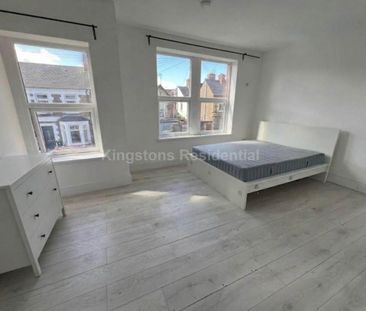 6 bedroom terraced house to rent - Photo 6