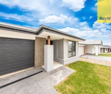 Simply Stunning and One Of a Kind - Photo 4