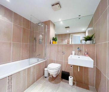 2 bedroom Flat To Let Total Size: 732 SQ FT - Photo 3