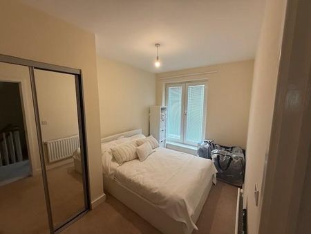 3 bedroom terraced house to rent - Photo 5