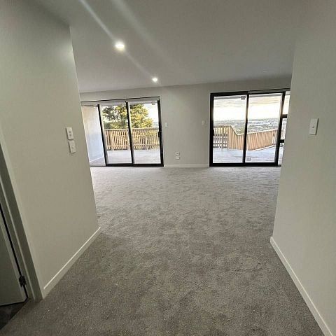 Brand new studio unit with stunning views - Photo 1