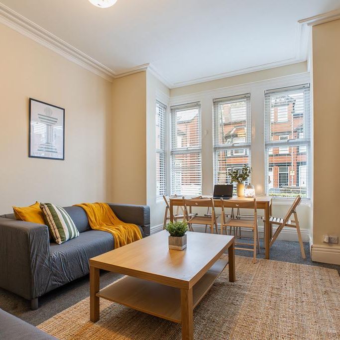 1 bedroom in a house share to rent - Photo 1