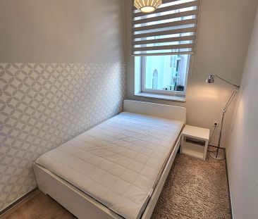 Komfortowe 2 pokoje w centrum z windą i piwnicą. - Photo 6