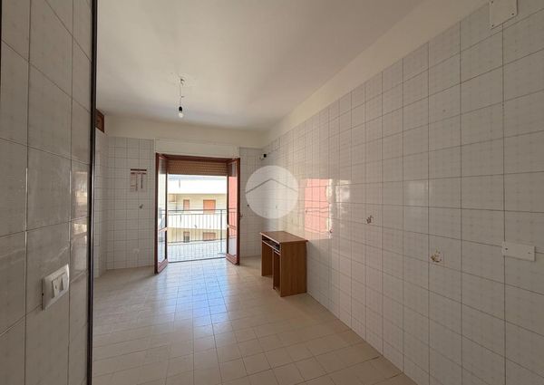 5 locali in affitto