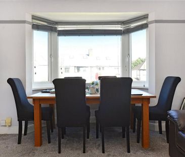 2 bedroom maisonette to rent - Photo 2