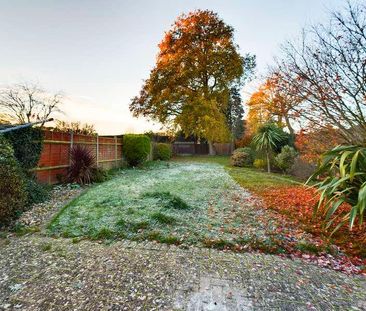 Bishopswood Road, Tadley, RG26 - Photo 1