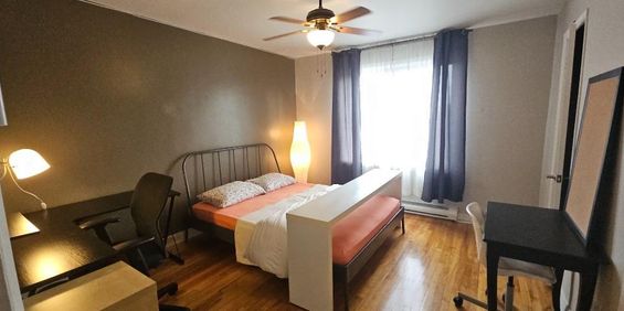 Grand 4 1/2 face métro Viau / dernier étage - Longue durée - Photo 3