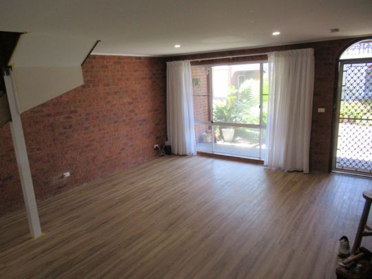 Upmarket Townhouse - Photo 1