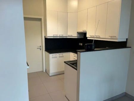 AARSCHOT - Ruim , energiezuinig appartement met 2 slks - Photo 5