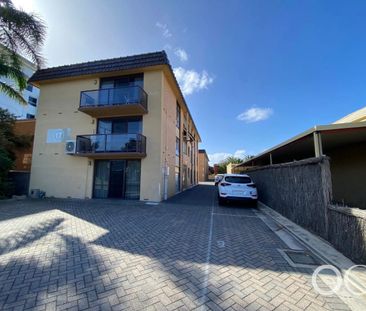8/17 Adelphi Terrace, Glenelg North, SA 5045 - Photo 4