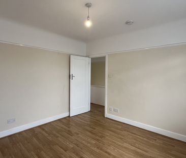 Herbert Avenue, Parkstone, Poole, Dorset, BH12 4HR - Photo 6