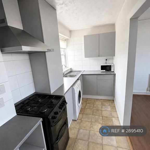 2 bedroom penthouse to rent - Photo 1