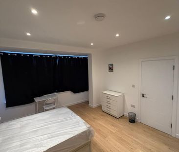 Room in a Shared House, North Circular Road, NW10 - Photo 6