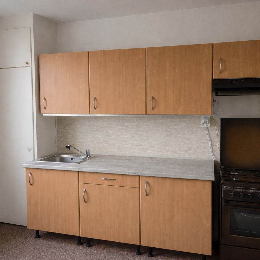 Pronájem bytu 1+1 35 m² - Photo 1