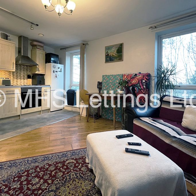 2 Bedroom Apartment for rent in Shire Oak Road - Photo 1