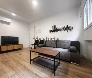 Alquiler de piso en Calle de la Infanta Mercedes, 46 - Photo 4