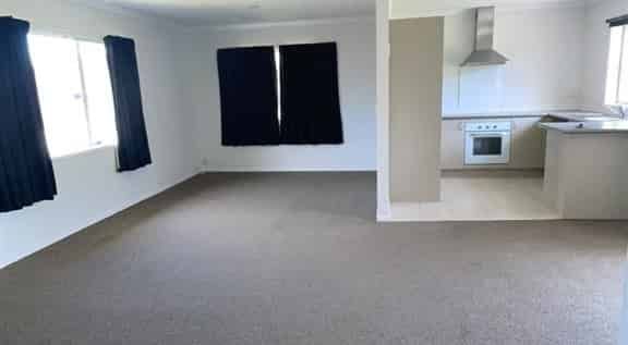 Quiet Cul-De-Sac Living. - Photo 1